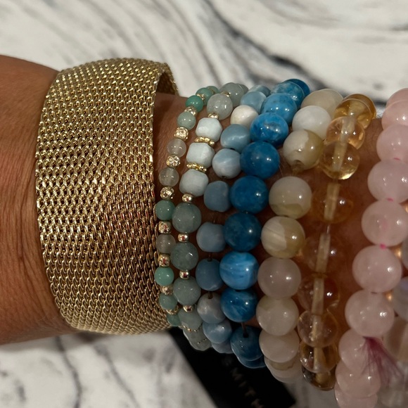 Willi Smith gold stretch bracelet - Picture 1 of 3